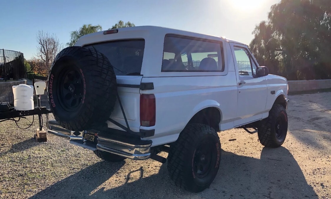 Used 1995 Ford Bronco XL-CLEAN CALIFORNIA VEHICLE-FINANCING OK-CLEAN CARFAX-VIDEO | Mundelein, IL