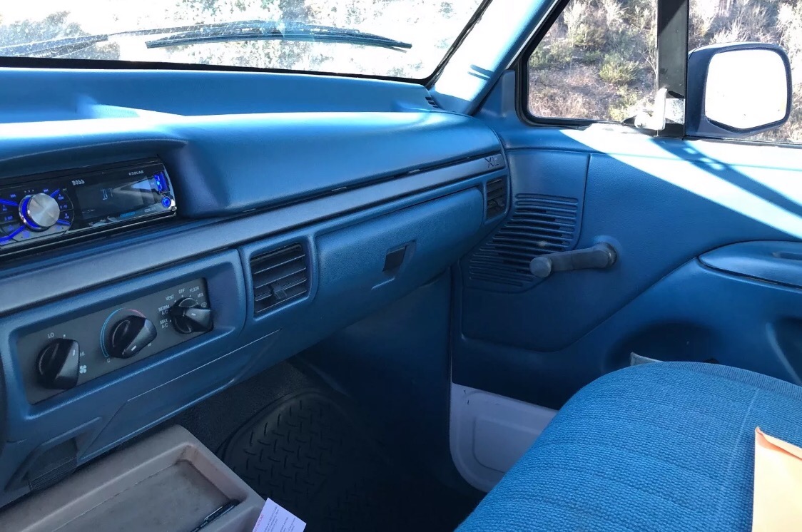 Used 1995 Ford Bronco XL-CLEAN CALIFORNIA VEHICLE-FINANCING OK-CLEAN CARFAX-VIDEO | Mundelein, IL