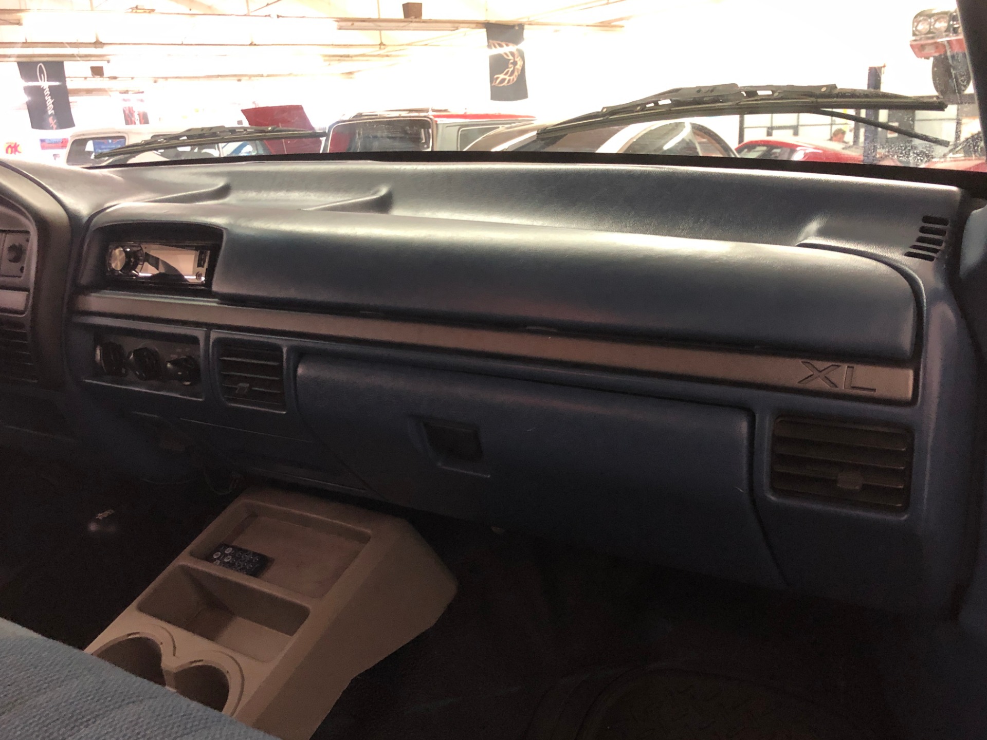 Used 1995 Ford Bronco XL-CLEAN CALIFORNIA VEHICLE-FINANCING OK-CLEAN CARFAX-VIDEO | Mundelein, IL