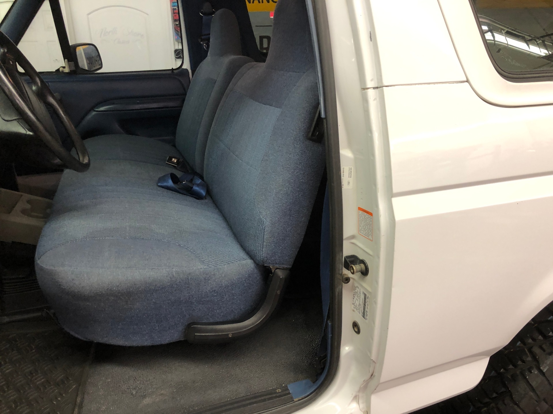 Used 1995 Ford Bronco XL-CLEAN CALIFORNIA VEHICLE-FINANCING OK-CLEAN CARFAX-VIDEO | Mundelein, IL