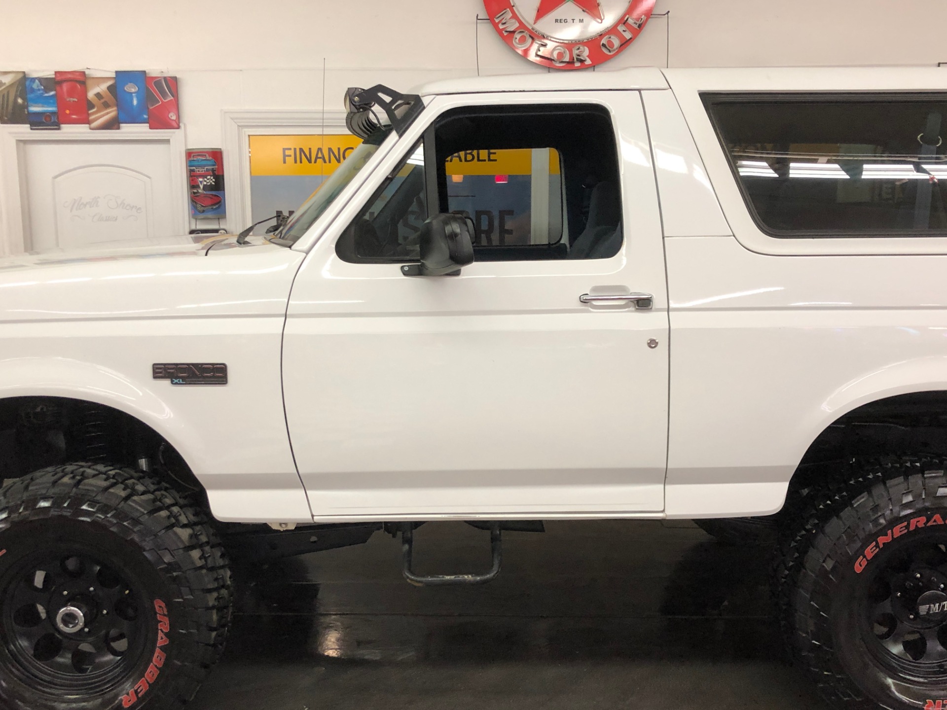 Used 1995 Ford Bronco XL-CLEAN CALIFORNIA VEHICLE-FINANCING OK-CLEAN CARFAX-VIDEO | Mundelein, IL