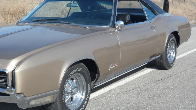 Used 1967 Buick Riviera SOLD-SEE VIDEO--NUMBERS MATCHING SURVIVOR!!!  TRADES OK! | Mundelein, IL