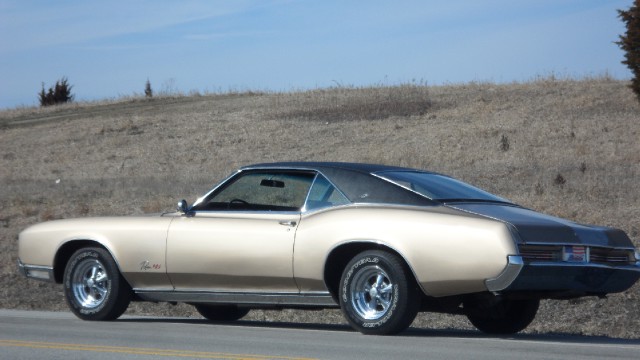 Used 1967 Buick Riviera SOLD-SEE VIDEO--NUMBERS MATCHING SURVIVOR!!!  TRADES OK! | Mundelein, IL