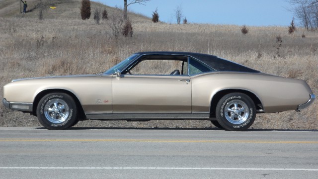 Used 1967 Buick Riviera SOLD-SEE VIDEO--NUMBERS MATCHING SURVIVOR!!!  TRADES OK! | Mundelein, IL