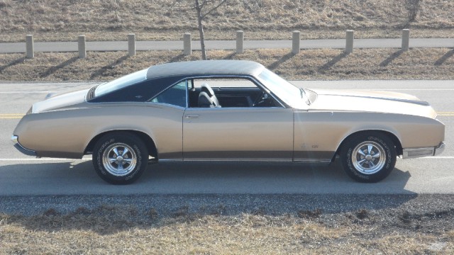 Used 1967 Buick Riviera SOLD-SEE VIDEO--NUMBERS MATCHING SURVIVOR!!!  TRADES OK! | Mundelein, IL