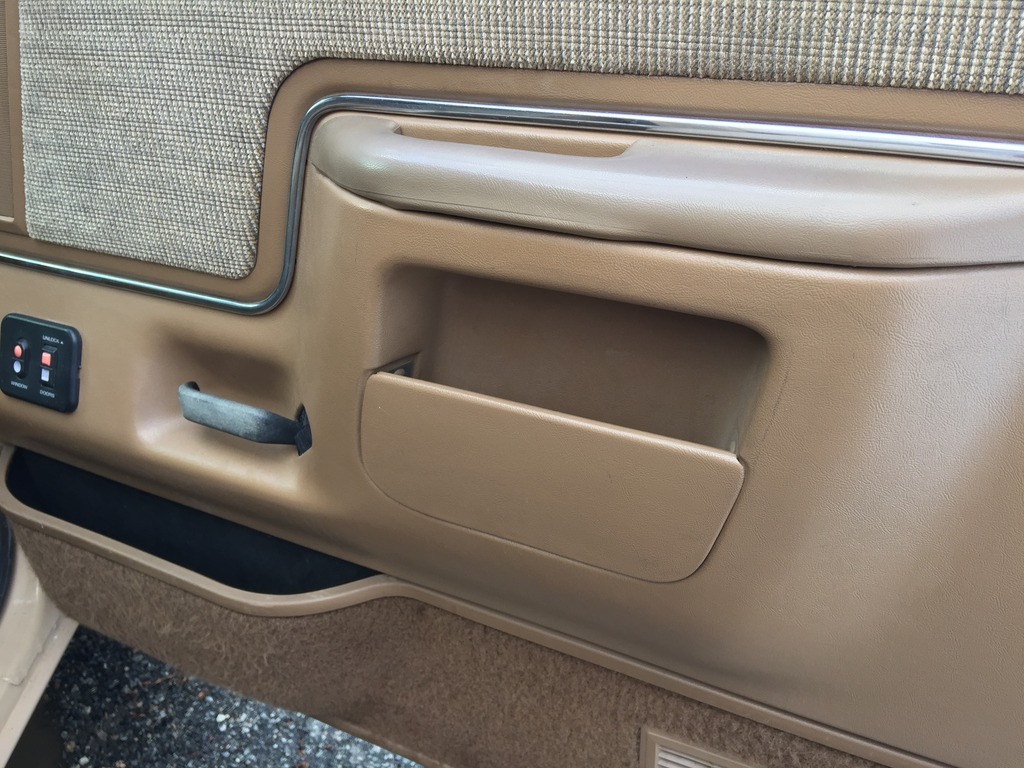 Used 1988 Ford Bronco XLT- ORIGINAL PAINT- ARIZONA SUV- | Mundelein, IL