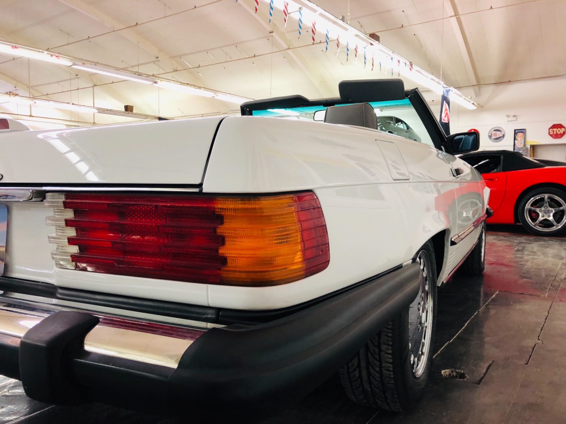 Used 1989 Mercedes Benz 560 SL -FINAL YEAR ICONIC ROADSTER/CONVERTIBLE-VIDEO | Mundelein, IL