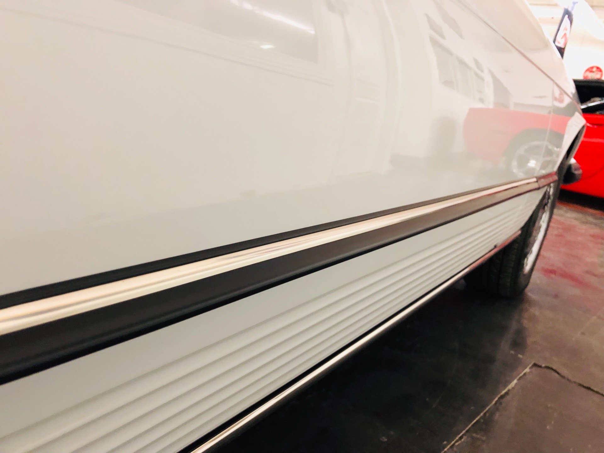 Used 1989 Mercedes Benz 560 SL -FINAL YEAR ICONIC ROADSTER/CONVERTIBLE-VIDEO | Mundelein, IL