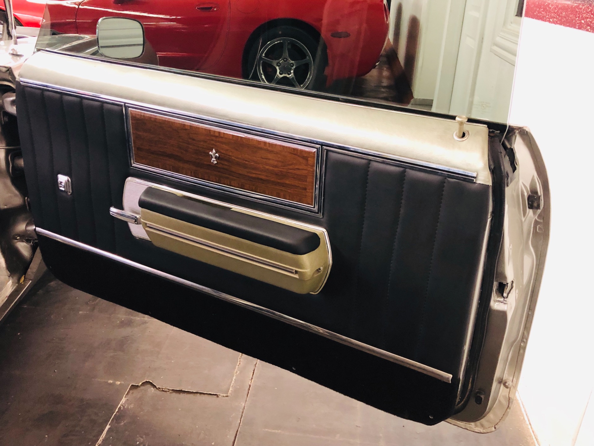 Used 1968 Chevrolet Caprice -NEW LOW PRICE -COOL CUSTOM CAPRICE- AIR RIDE- NEW PAINT- SEE VIDEO | Mundelein, IL
