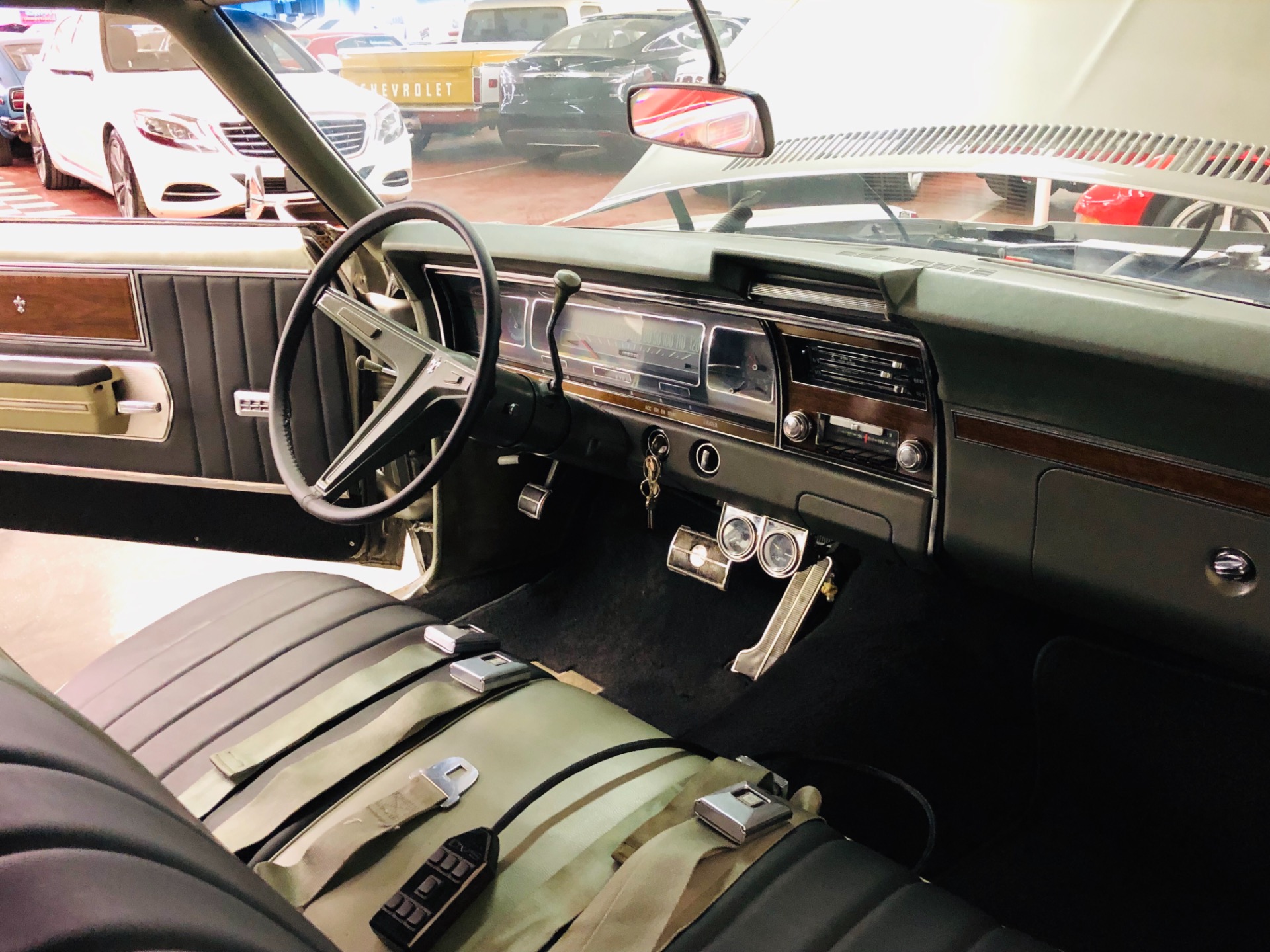 Used 1968 Chevrolet Caprice -NEW LOW PRICE -COOL CUSTOM CAPRICE- AIR RIDE- NEW PAINT- SEE VIDEO | Mundelein, IL