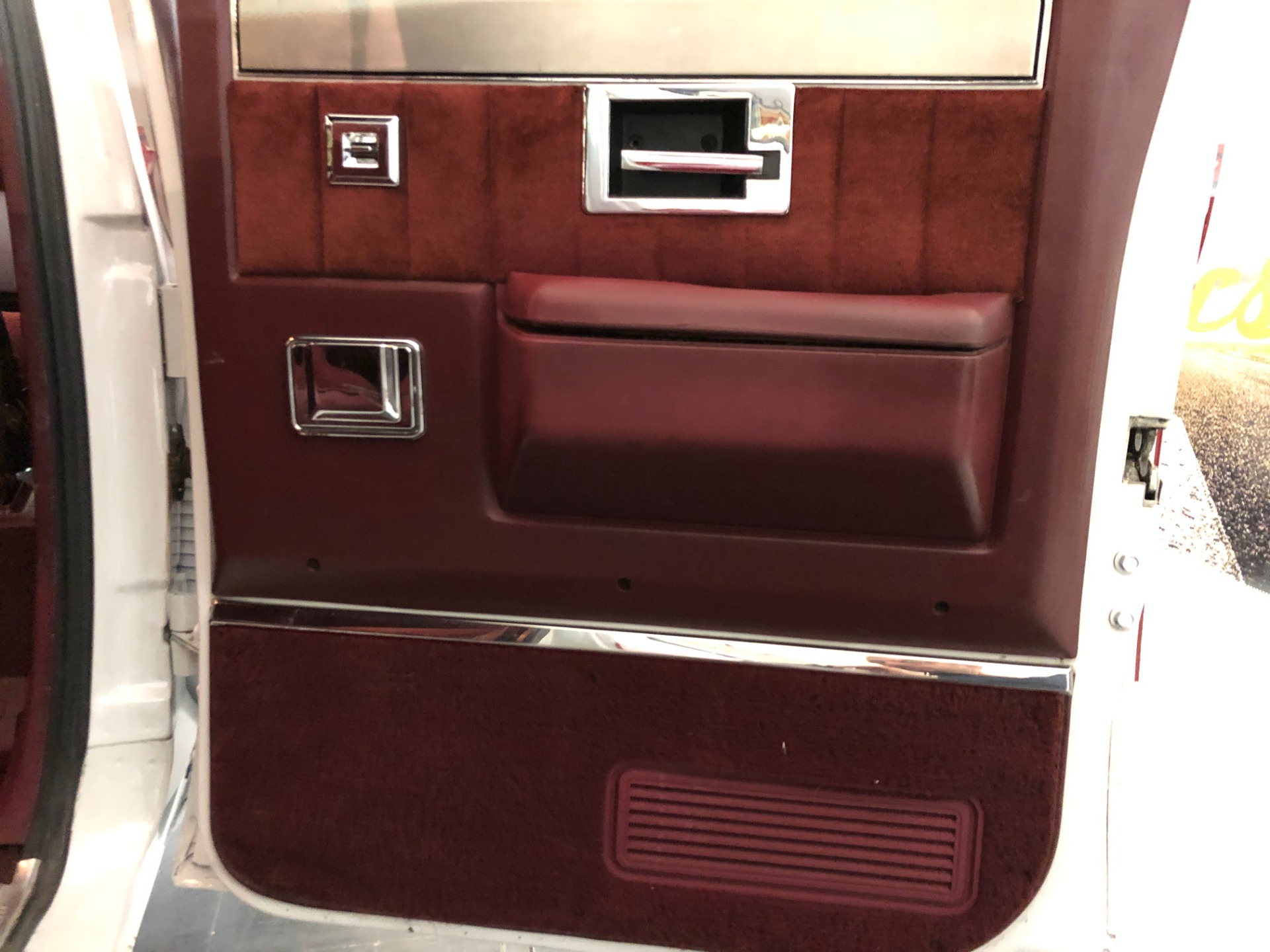 Used 1988 Chevrolet Suburban -Silverado Package-Air conditioning-4X4-3rd Row- VIDEO | Mundelein, IL