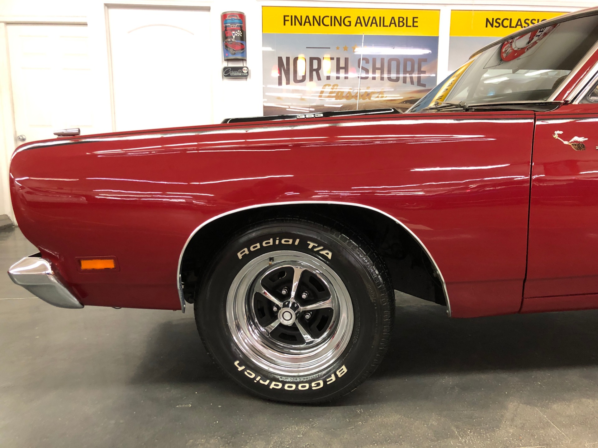 Used 1969 Plymouth RoadRunner -Beep Beep-Real RM23 Code-4 Speed Mopar-VIDEO | Mundelein, IL
