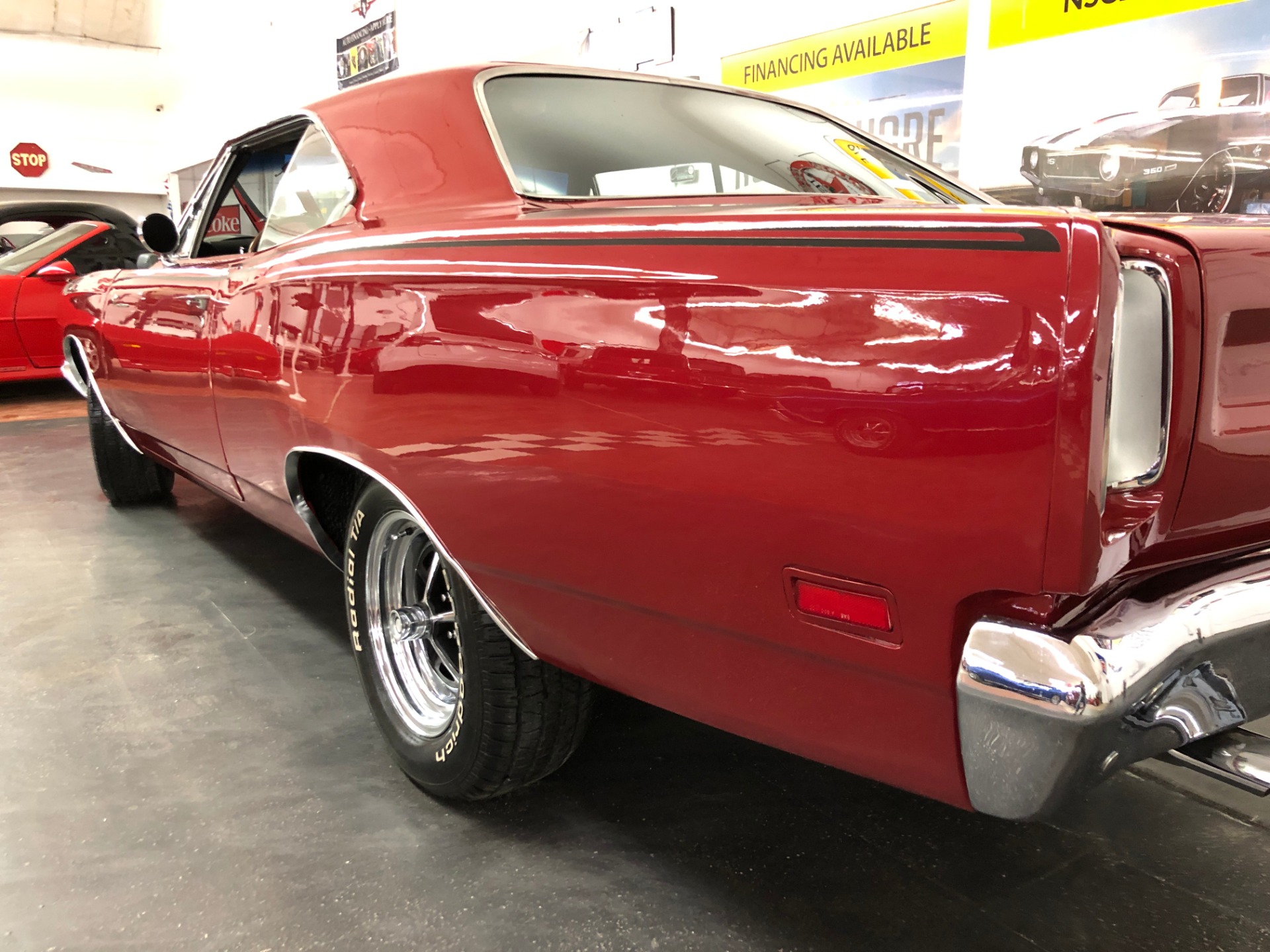 Used 1969 Plymouth RoadRunner -Beep Beep-Real RM23 Code-4 Speed Mopar-VIDEO | Mundelein, IL