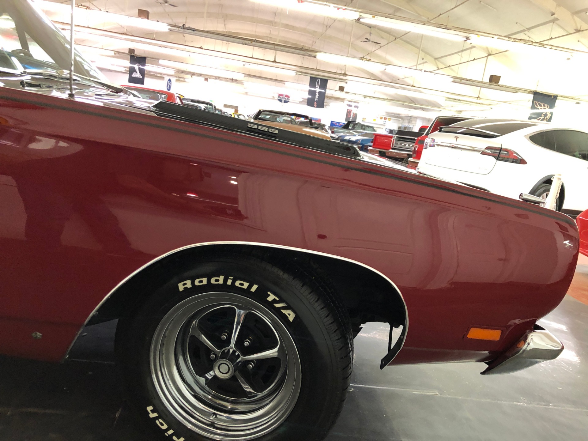 Used 1969 Plymouth RoadRunner -Beep Beep-Real RM23 Code-4 Speed Mopar-VIDEO | Mundelein, IL