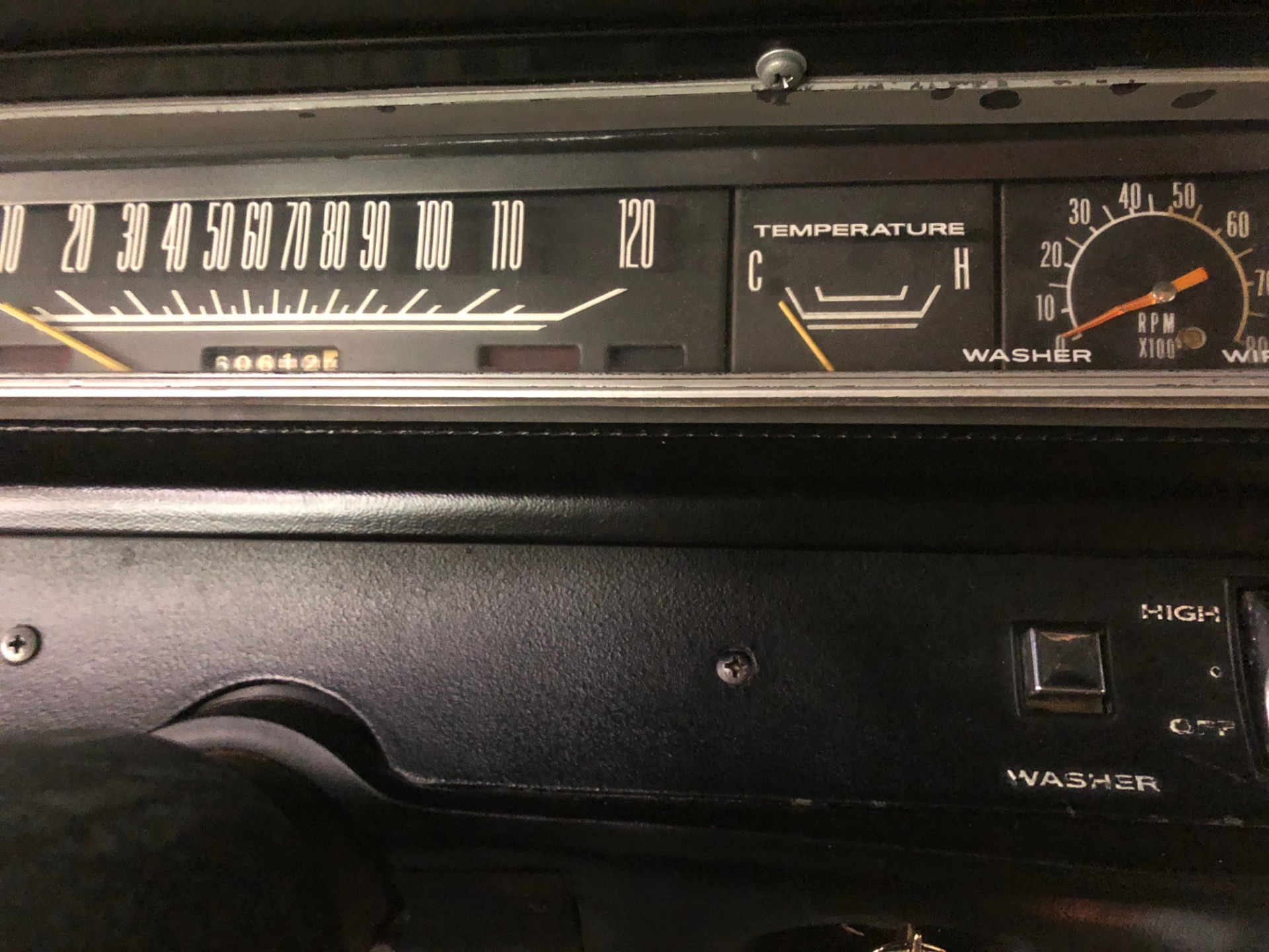 Used 1969 Plymouth RoadRunner -Beep Beep-Real RM23 Code-4 Speed Mopar-VIDEO | Mundelein, IL