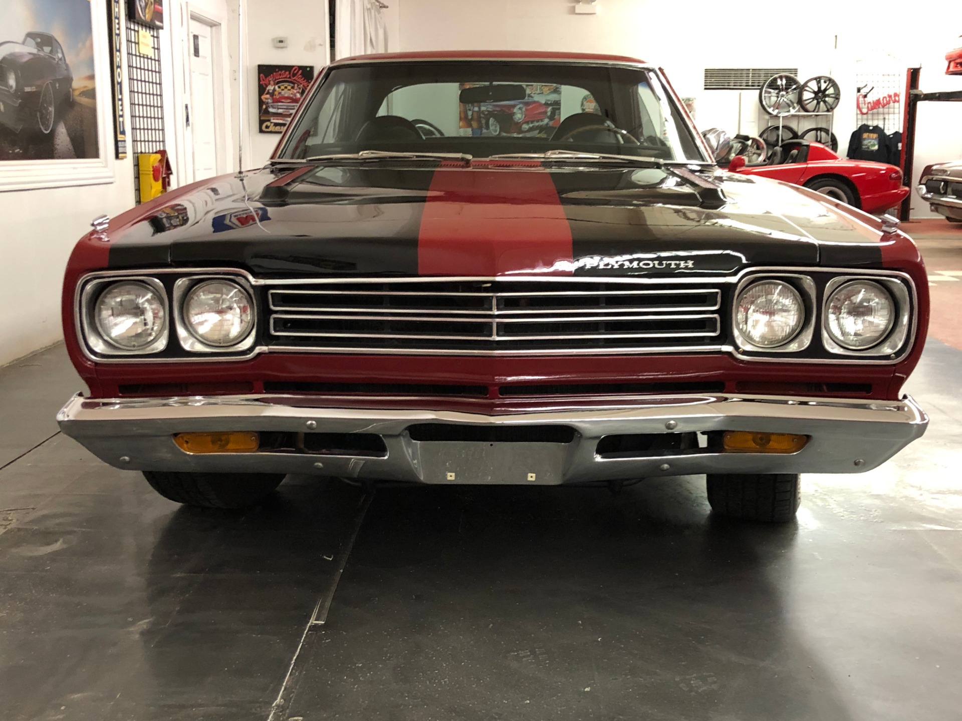 Used 1969 Plymouth RoadRunner -Beep Beep-Real RM23 Code-4 Speed Mopar-VIDEO | Mundelein, IL