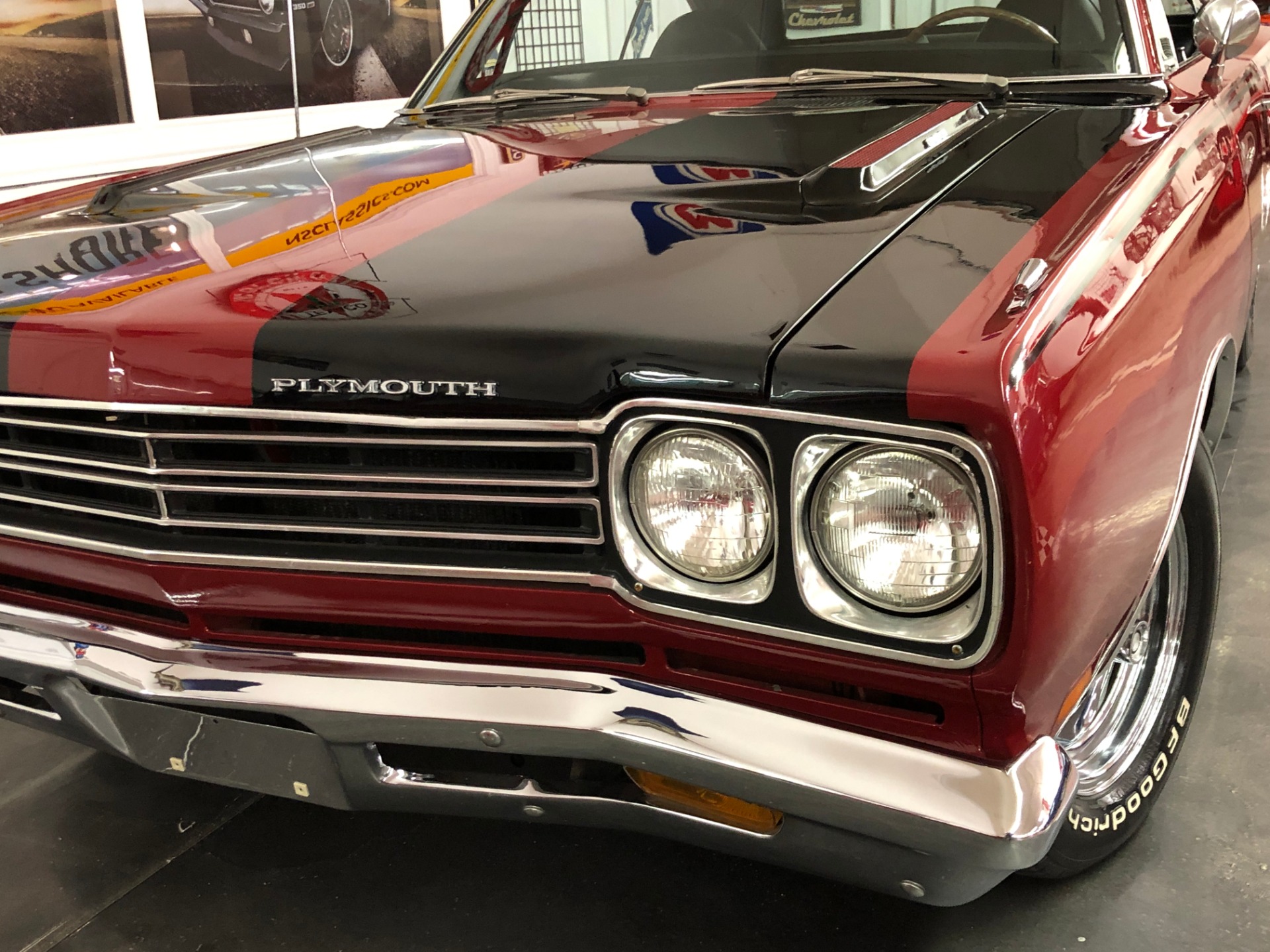 Used 1969 Plymouth RoadRunner -Beep Beep-Real RM23 Code-4 Speed Mopar-VIDEO | Mundelein, IL