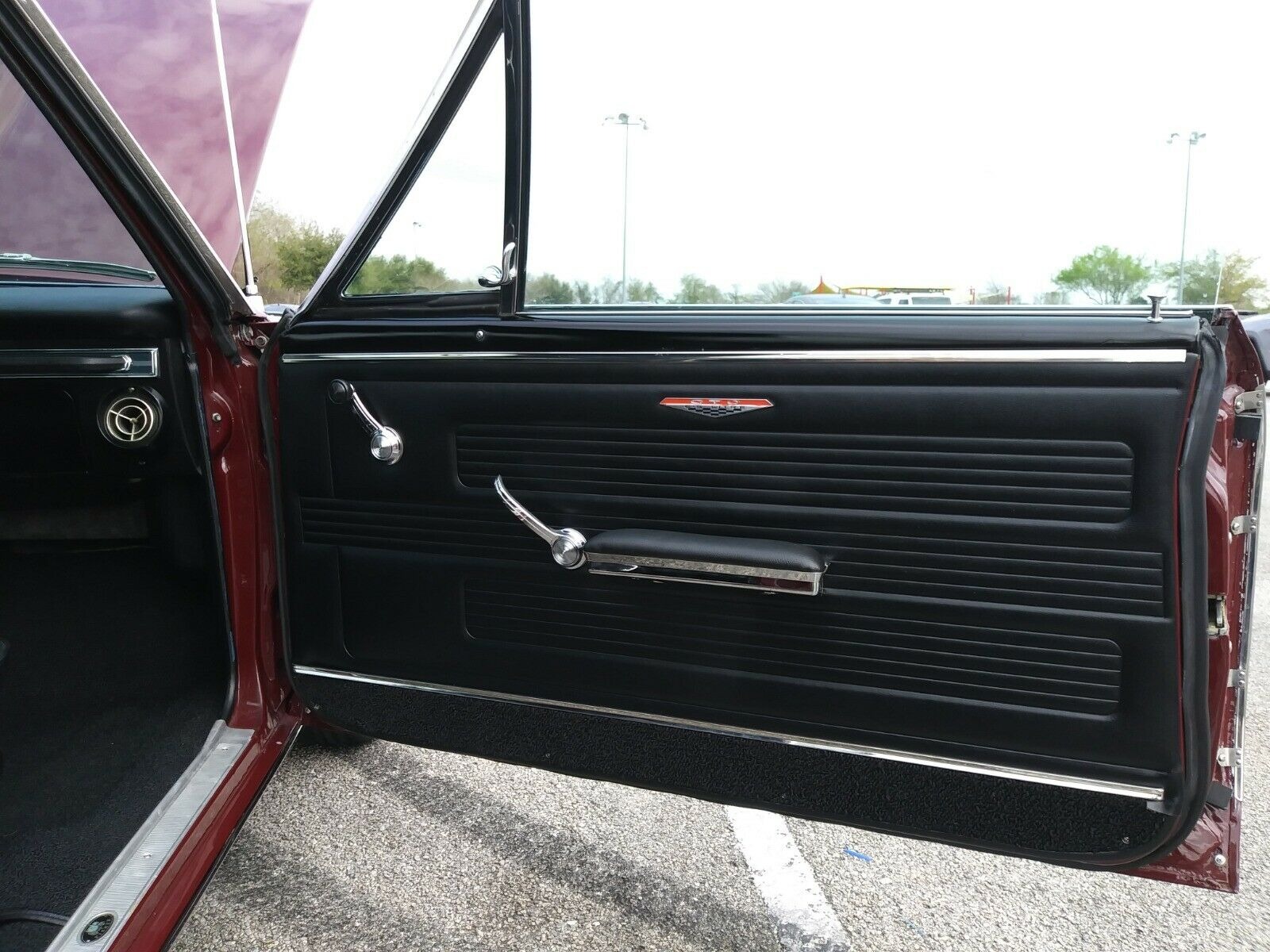 Used 1967 Pontiac GTO -242 CAR-NUMBERS MATCHING 400/400-HIS/HERS CONSOLE SHIFTING | Mundelein, IL