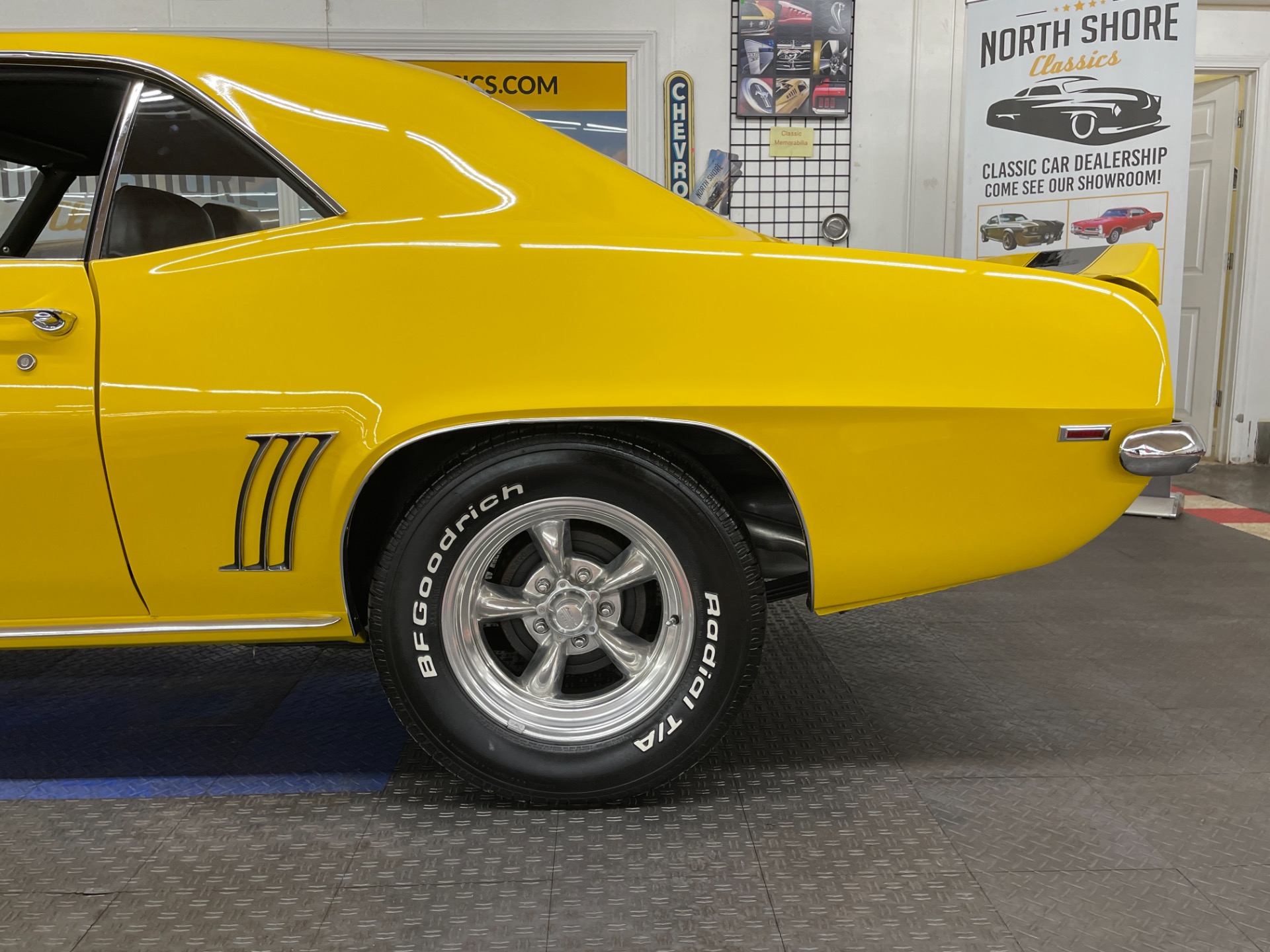 Used 1969 Chevrolet Camaro - DAYTONA YELLOW - X11 TRIM GROUP - VERY CLEAN - SEE VIDEO | Mundelein, IL