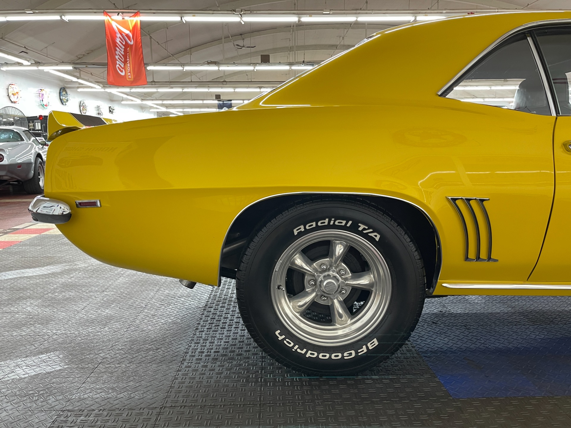 Used 1969 Chevrolet Camaro - DAYTONA YELLOW - X11 TRIM GROUP - VERY CLEAN - SEE VIDEO | Mundelein, IL