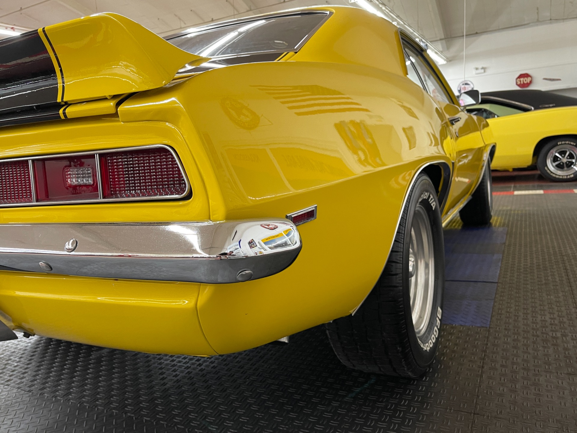 Used 1969 Chevrolet Camaro - DAYTONA YELLOW - X11 TRIM GROUP - VERY CLEAN - SEE VIDEO | Mundelein, IL