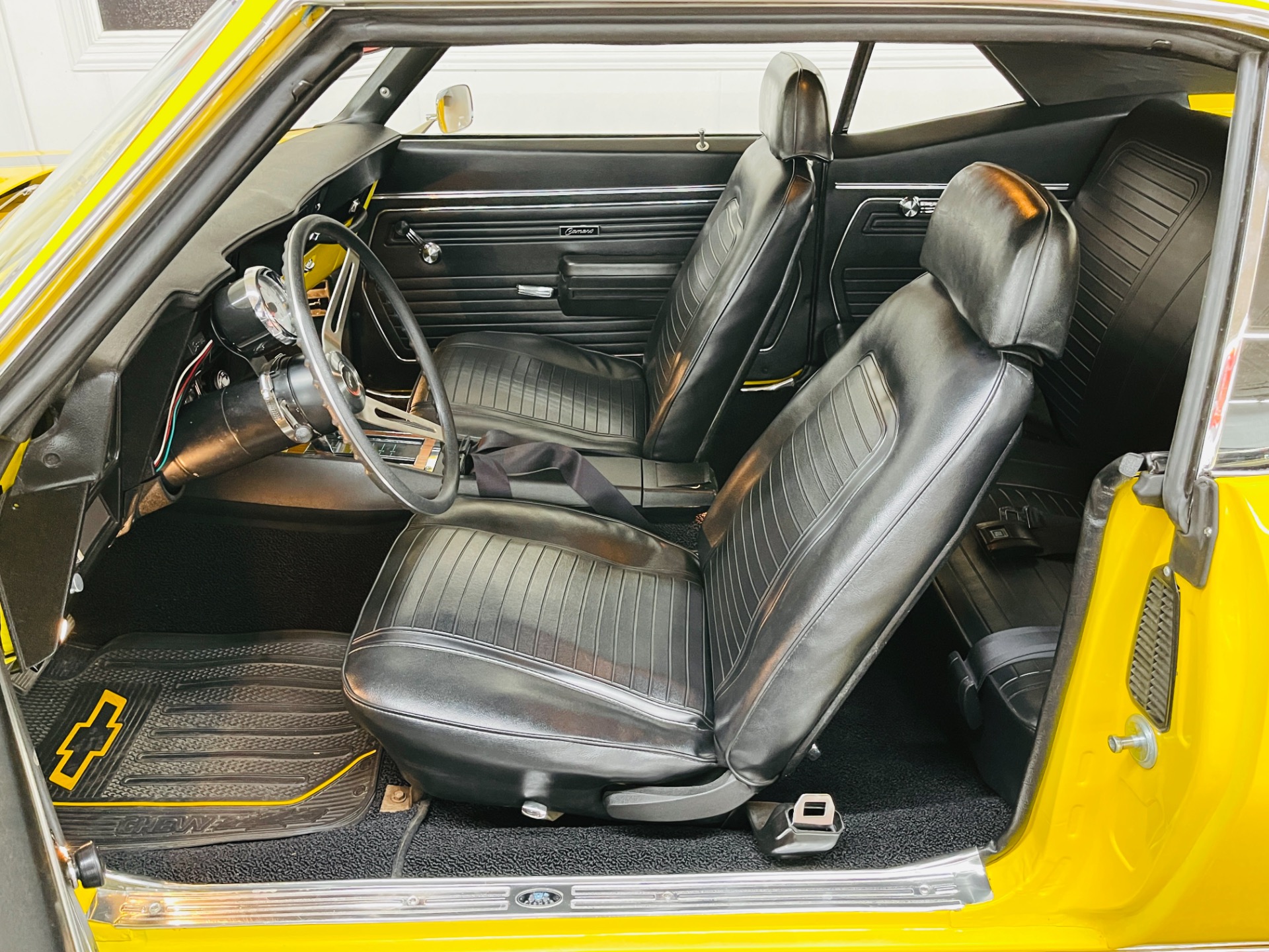 Used 1969 Chevrolet Camaro - DAYTONA YELLOW - X11 TRIM GROUP - VERY CLEAN - SEE VIDEO | Mundelein, IL