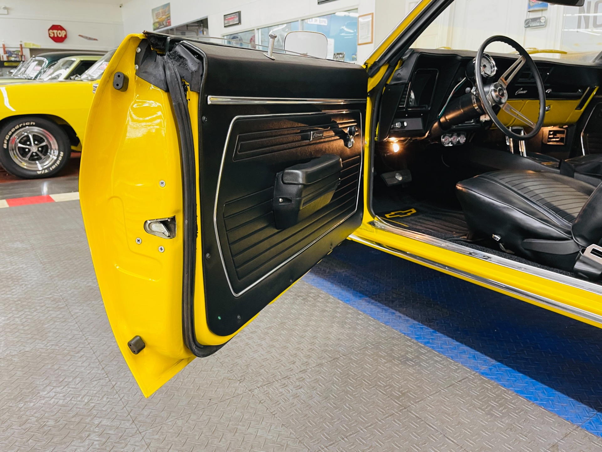 Used 1969 Chevrolet Camaro - DAYTONA YELLOW - X11 TRIM GROUP - VERY CLEAN - SEE VIDEO | Mundelein, IL