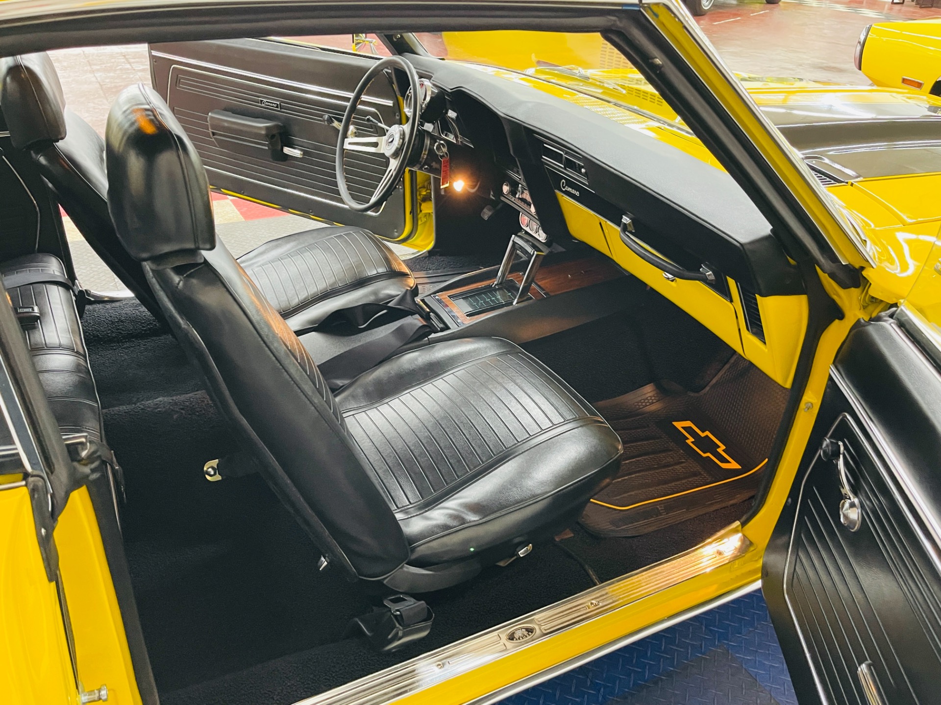 Used 1969 Chevrolet Camaro - DAYTONA YELLOW - X11 TRIM GROUP - VERY CLEAN - SEE VIDEO | Mundelein, IL