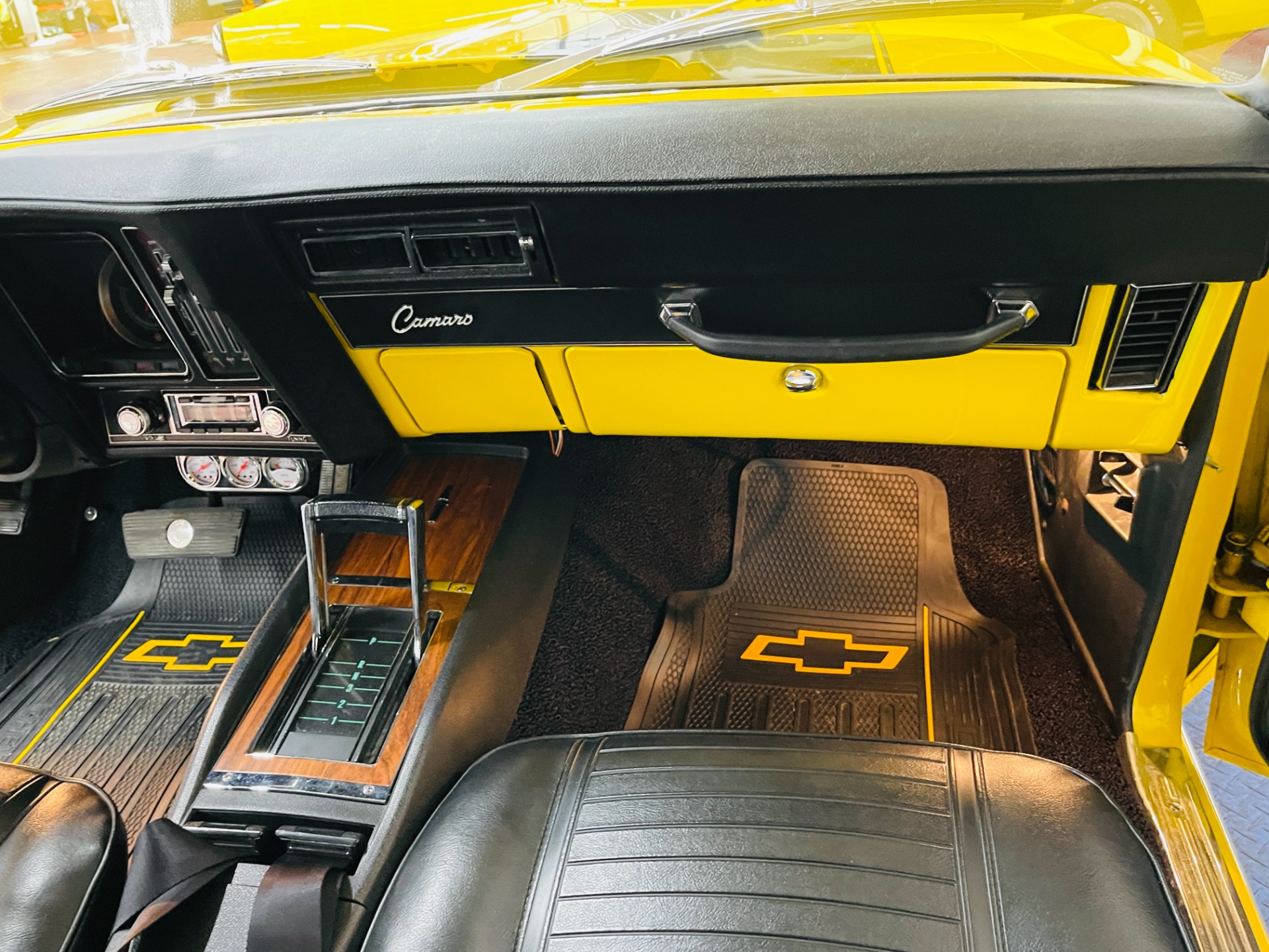 Used 1969 Chevrolet Camaro - DAYTONA YELLOW - X11 TRIM GROUP - VERY CLEAN - SEE VIDEO | Mundelein, IL