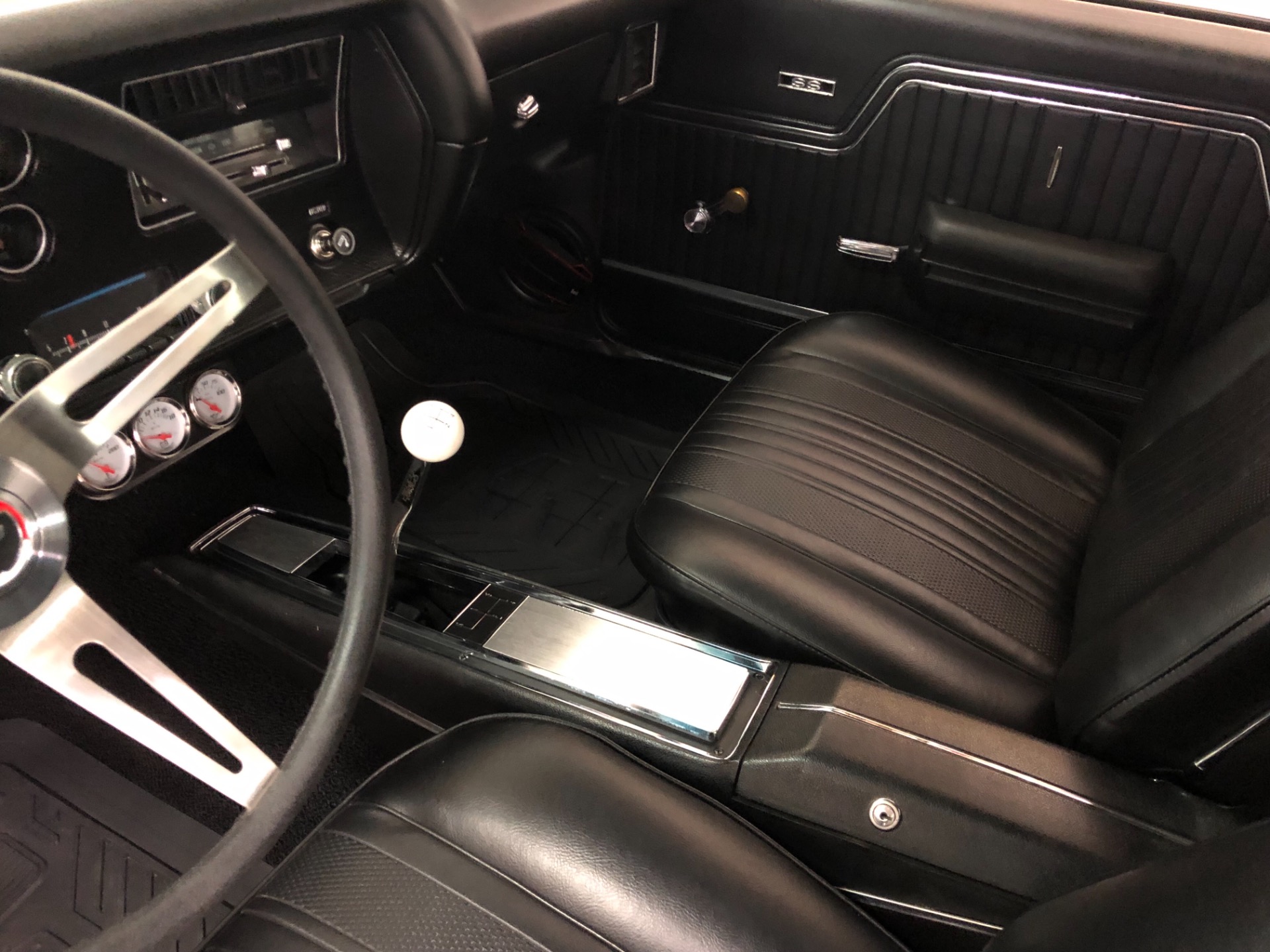 Used 1970 Chevrolet Chevelle SS 396-BIG BLOCK WITH 4 SPEED-CORTEZ SILVER- | Mundelein, IL