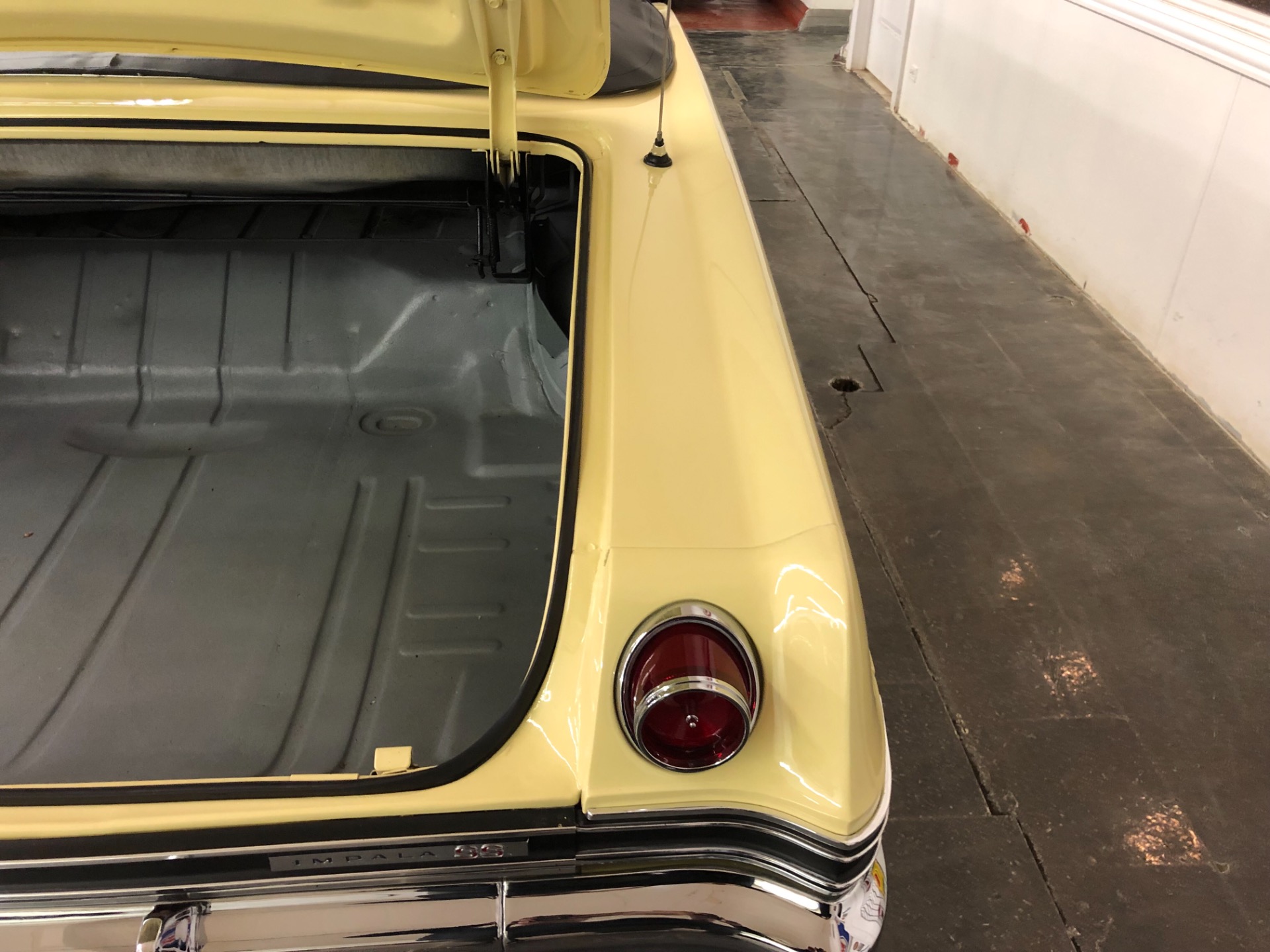 Used 1965 Chevrolet Impala -SS396-4 SPD CONVERTIBLE-SOUTHERN CLASSIC- | Mundelein, IL