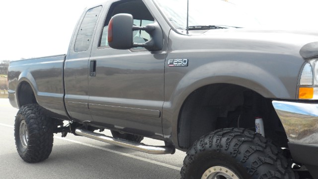 Used 2003 Ford F250 Lariet XLT-SUPER DUTY LIFTED-sold by owner | Mundelein, IL