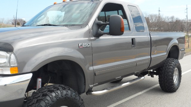 Used 2003 Ford F250 Lariet XLT-SUPER DUTY LIFTED-sold by owner | Mundelein, IL