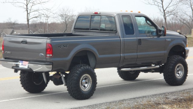 Used 2003 Ford F250 Lariet XLT-SUPER DUTY LIFTED-sold by owner | Mundelein, IL