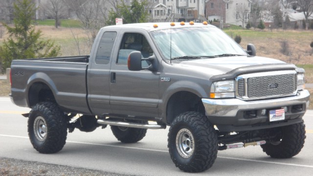 Used 2003 Ford F250 Lariet XLT-SUPER DUTY LIFTED-sold by owner | Mundelein, IL