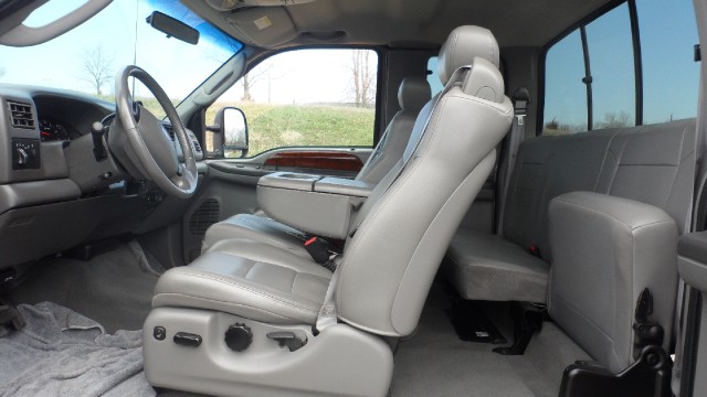 Used 2003 Ford F250 Lariet XLT-SUPER DUTY LIFTED-sold by owner | Mundelein, IL