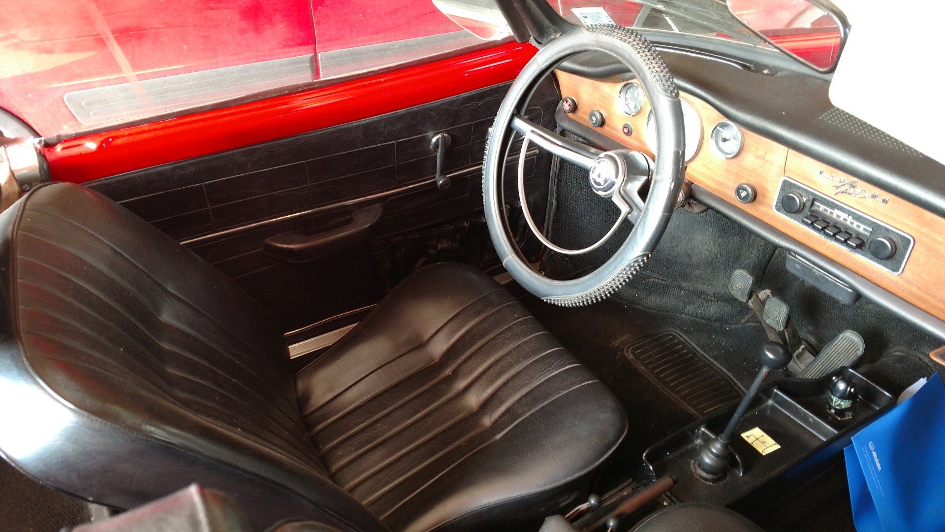 Used 1971 Volkswagen Karmann Ghia -FUN CONVERTIBLE FOR THE OPEN ROAD-WELL KEPT CONDITION- | Mundelein, IL