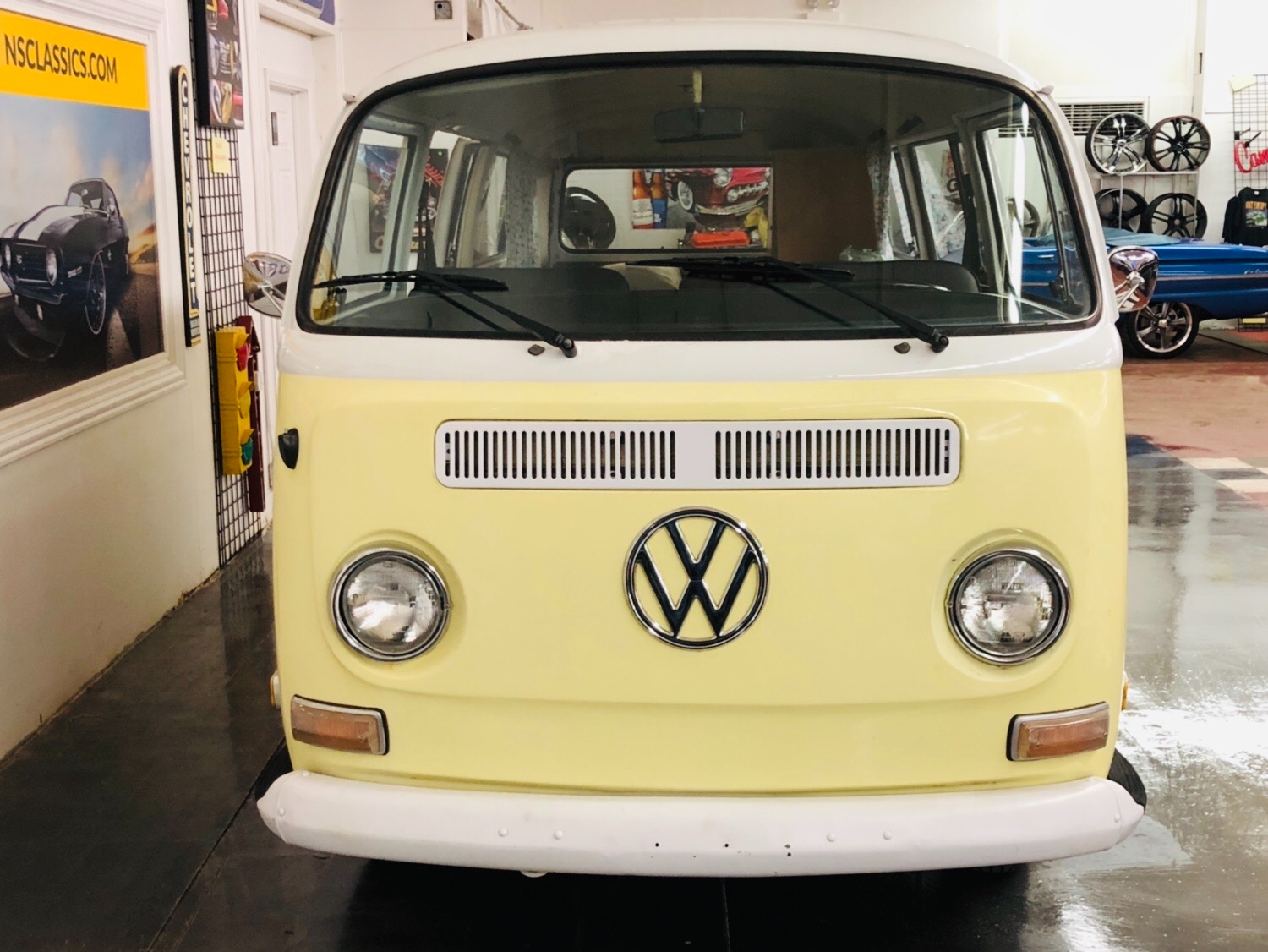 Used 1971 Volkswagen Bus -VERY RELIABLE TOURING BUS-NOW AVAILABLE-SEE VIDEO | Mundelein, IL