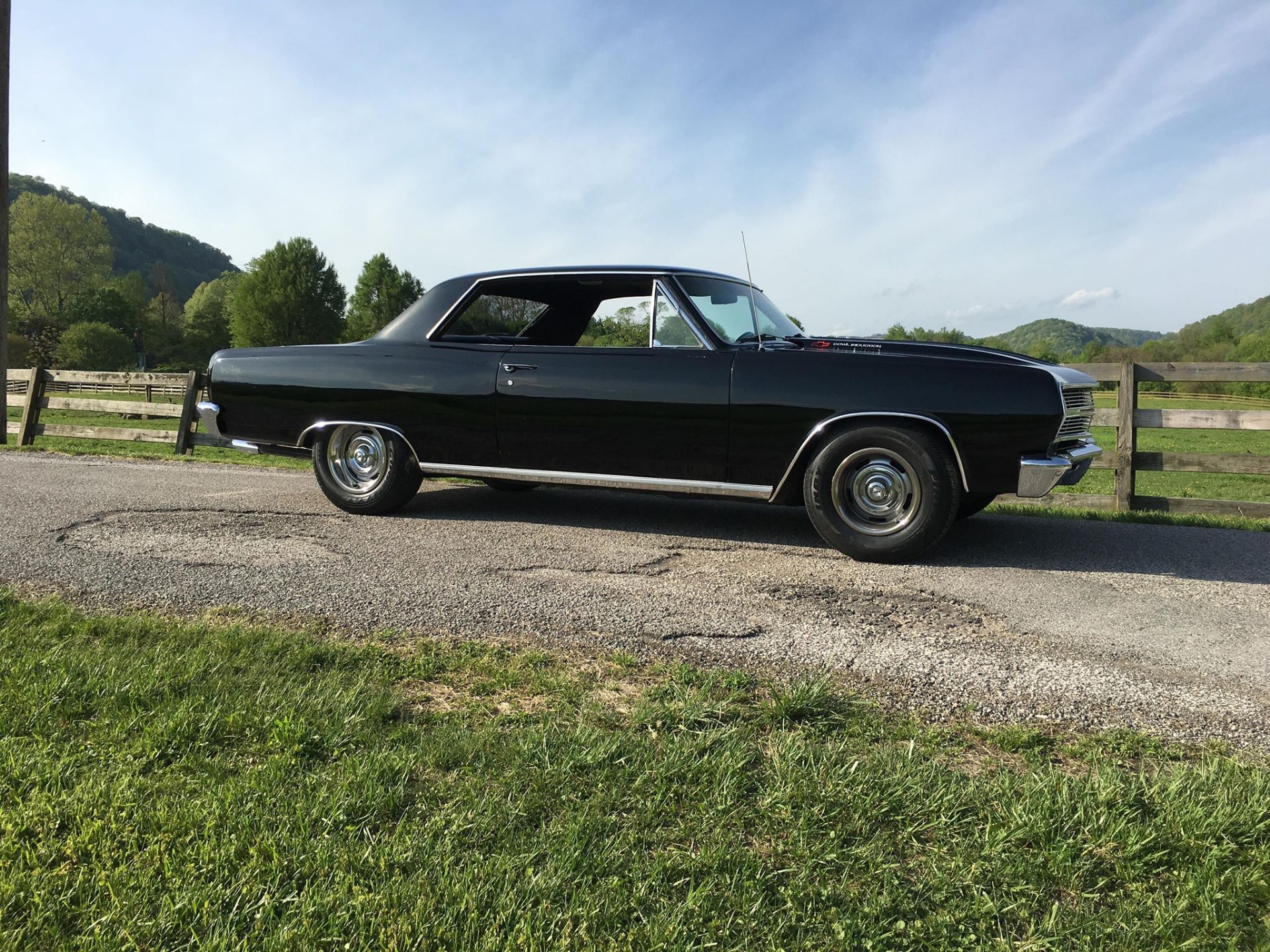 Used 1965 Chevrolet Chevelle -FUEL INJECTED WITH 700R4 OVERDRIVE TRANSMISSION- | Mundelein, IL