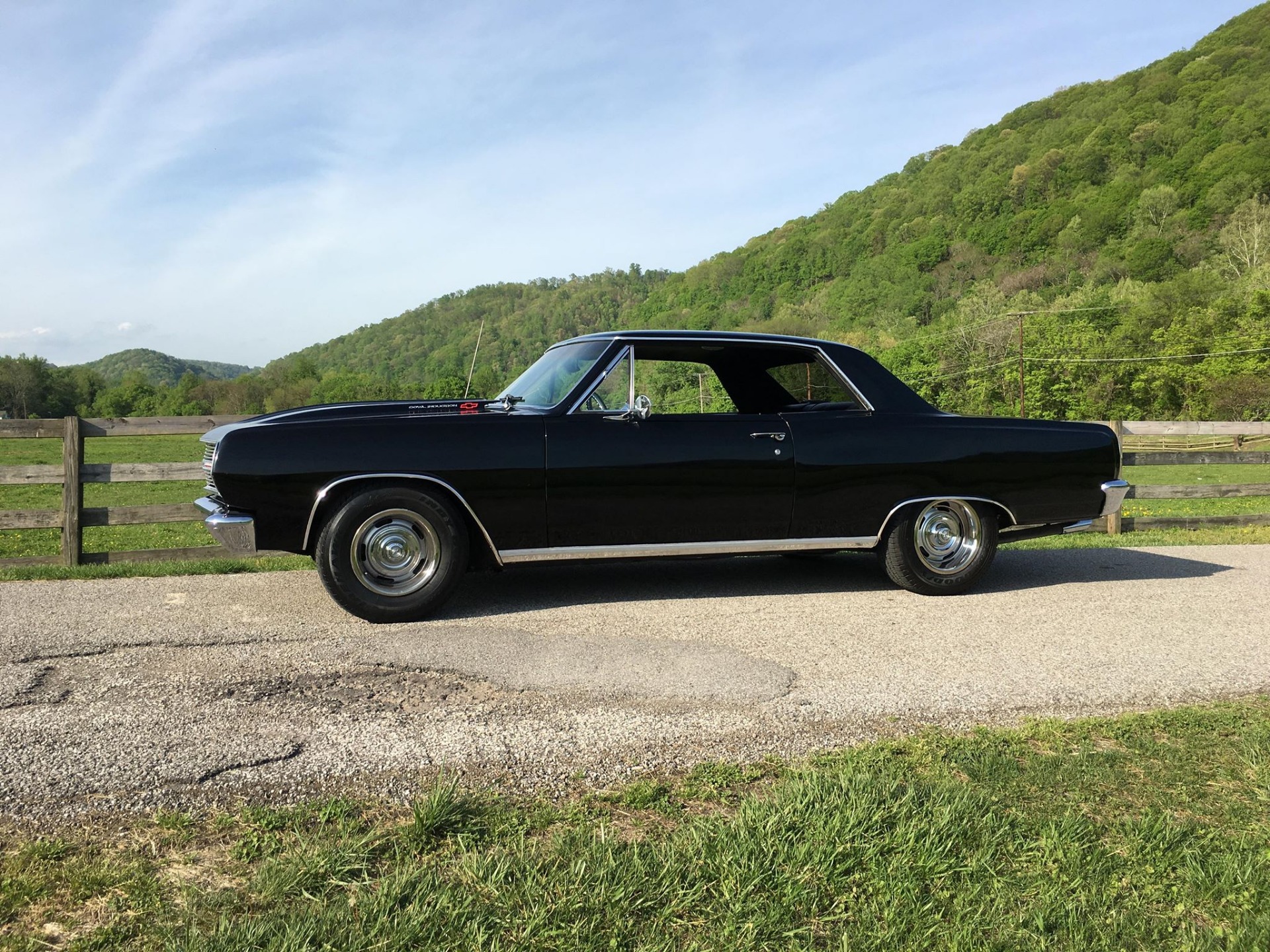 Used 1965 Chevrolet Chevelle -FUEL INJECTED WITH 700R4 OVERDRIVE TRANSMISSION- | Mundelein, IL