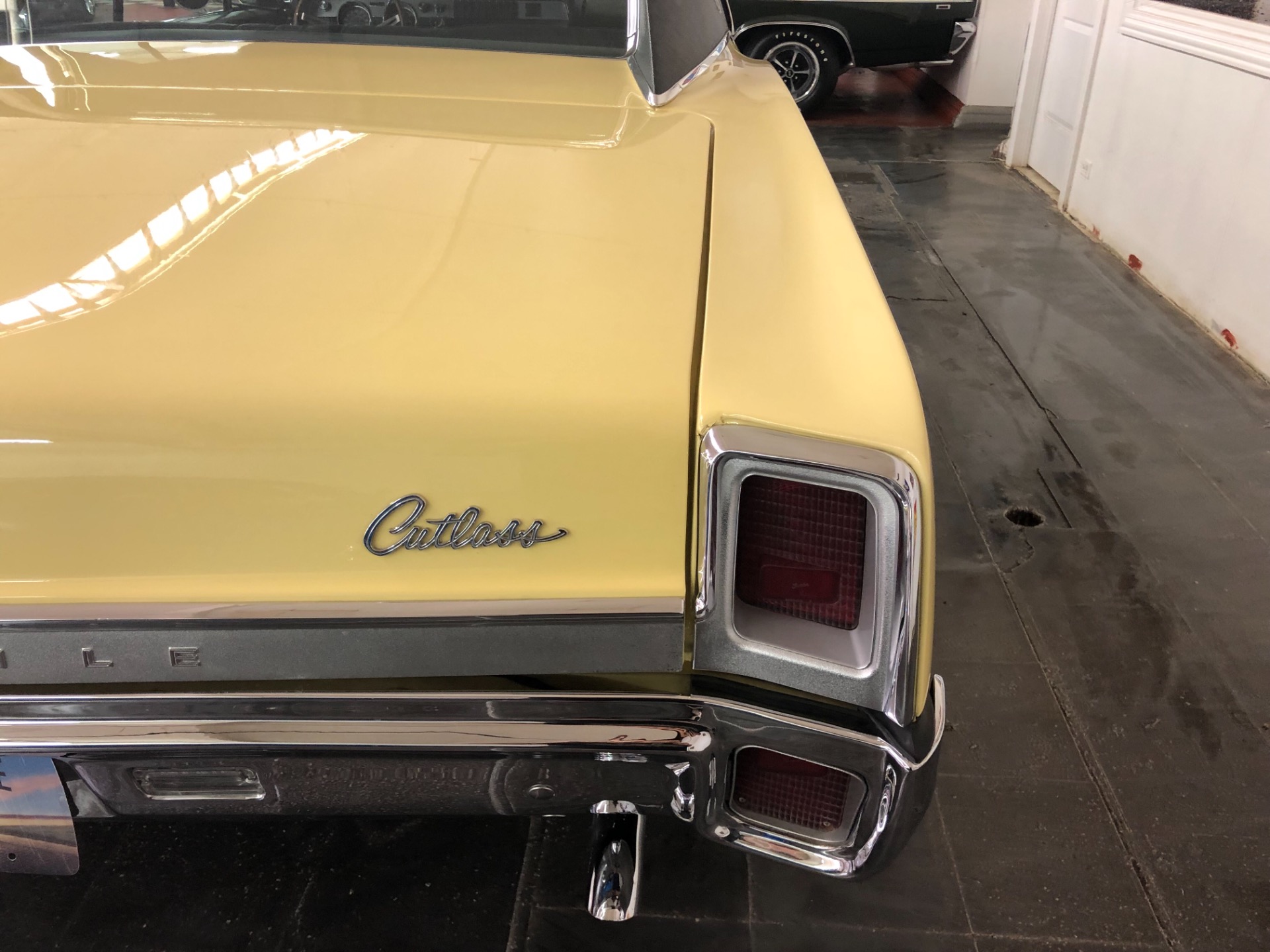 Used 1967 Oldsmobile Cutlass Supreme-Original Owners Manual-SEE VIDEO | Mundelein, IL