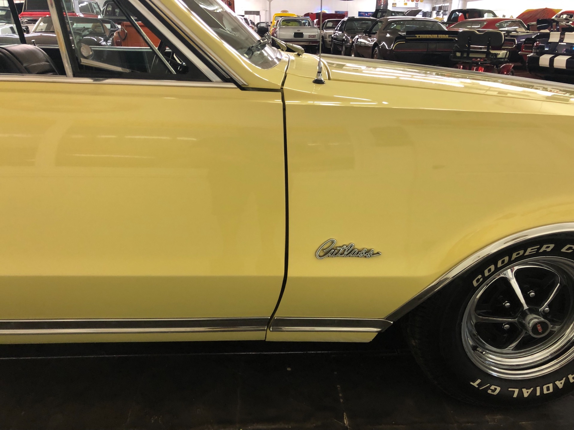 Used 1967 Oldsmobile Cutlass Supreme-Original Owners Manual-SEE VIDEO | Mundelein, IL