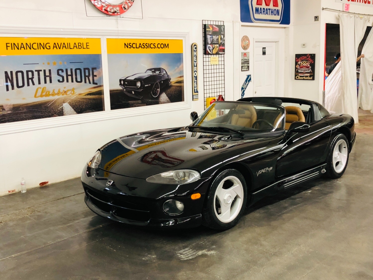 Used 1995 Dodge Viper -ONLY 10k MILES-RT/10 Roadster-1 of 1,430- FACTORY AC OPTION-SEE VIDEO | Mundelein, IL