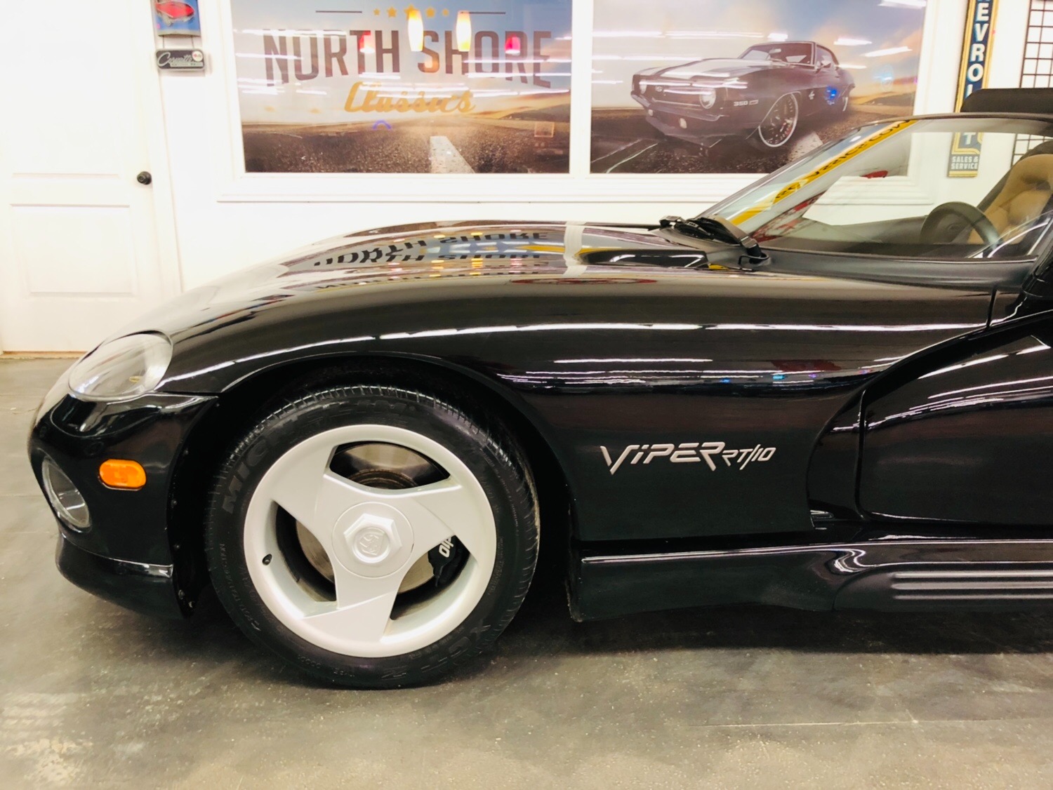 Used 1995 Dodge Viper -ONLY 10k MILES-RT/10 Roadster-1 of 1,430- FACTORY AC OPTION-SEE VIDEO | Mundelein, IL