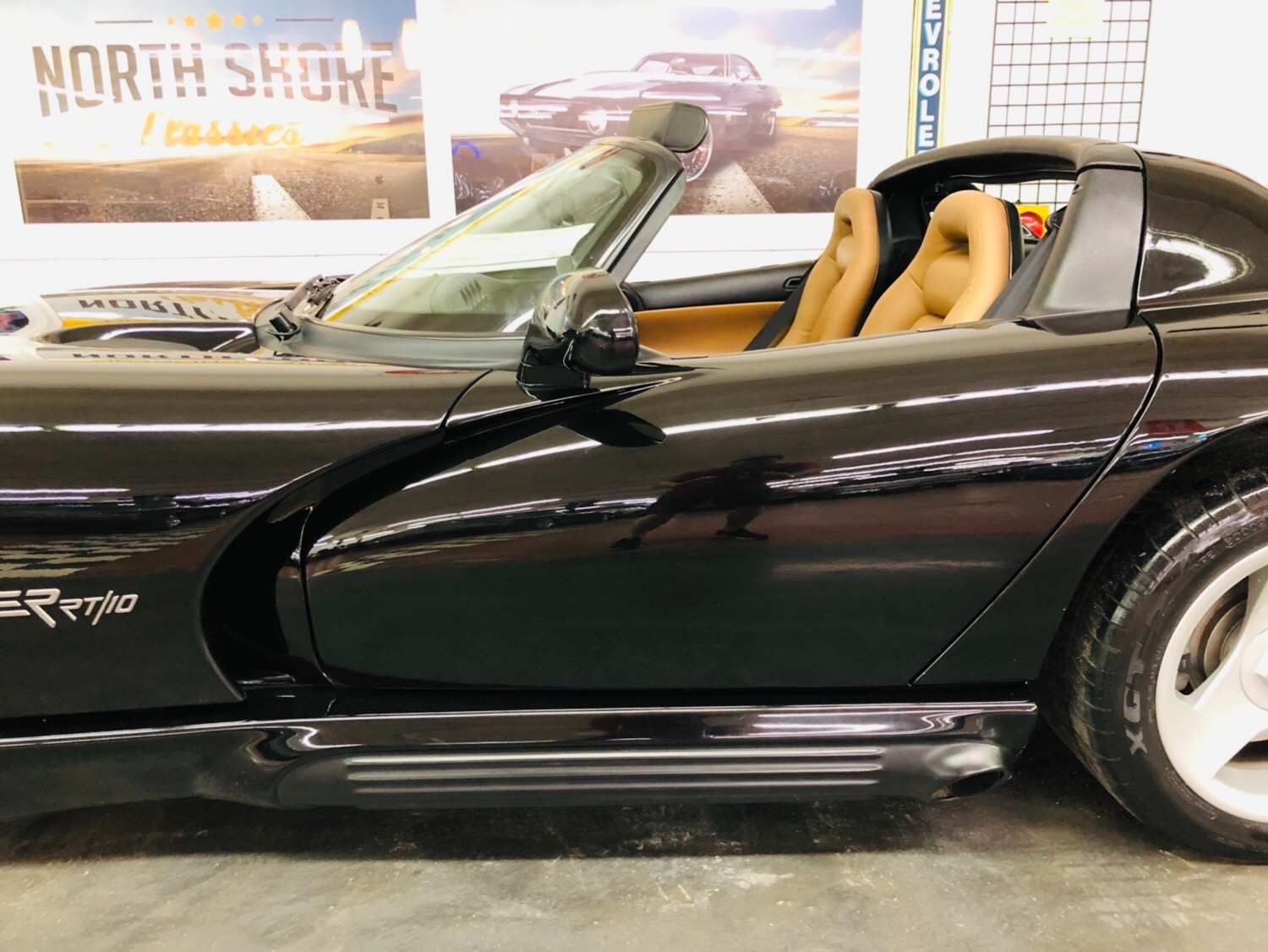 Used 1995 Dodge Viper -ONLY 10k MILES-RT/10 Roadster-1 of 1,430- FACTORY AC OPTION-SEE VIDEO | Mundelein, IL