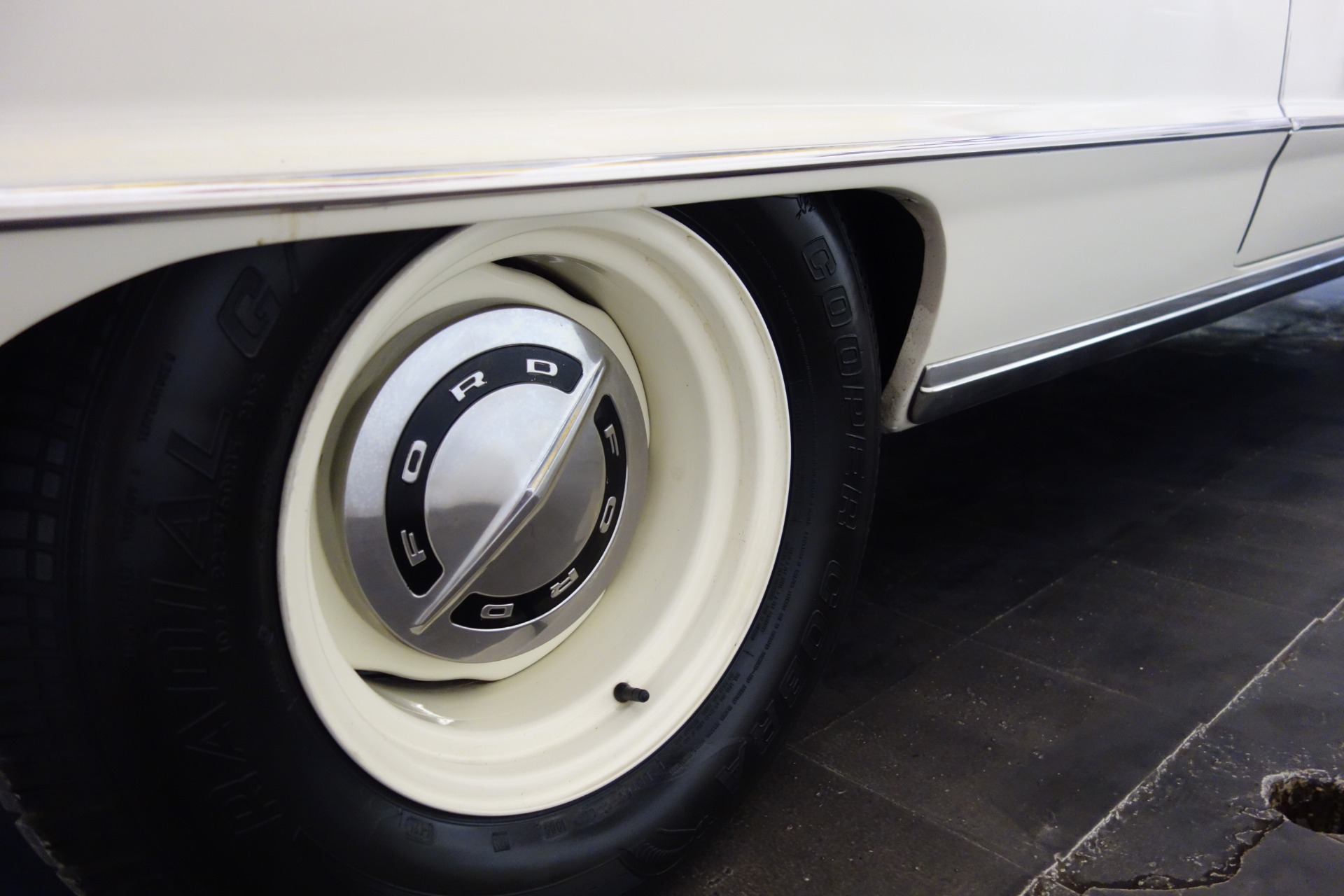 Used 1964 Ford Galaxie -500 MODEL-390 4 SPEED-GREATLY ORIGINAL-SEE VIDEO | Mundelein, IL