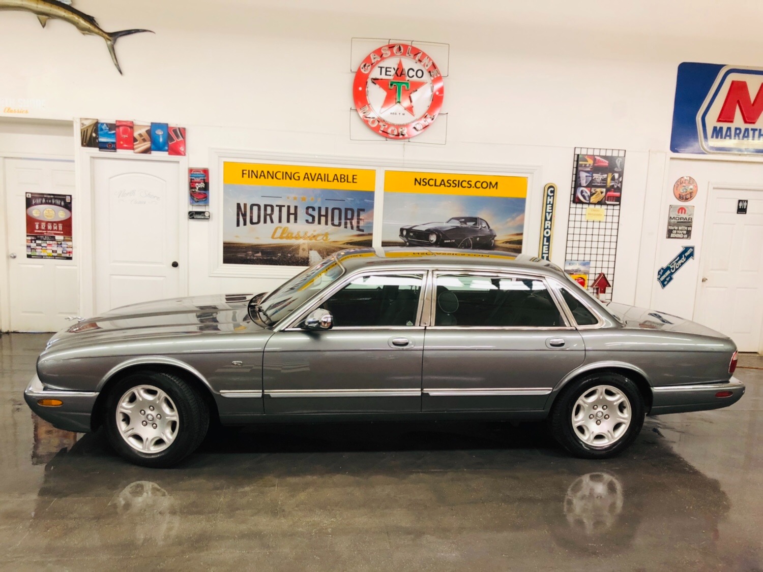 Used 2003 Jaguar XJ-Series -BUY WITH CONFIDENCE-2 OWNER - LOW MILES - SEE VIDEO | Mundelein, IL