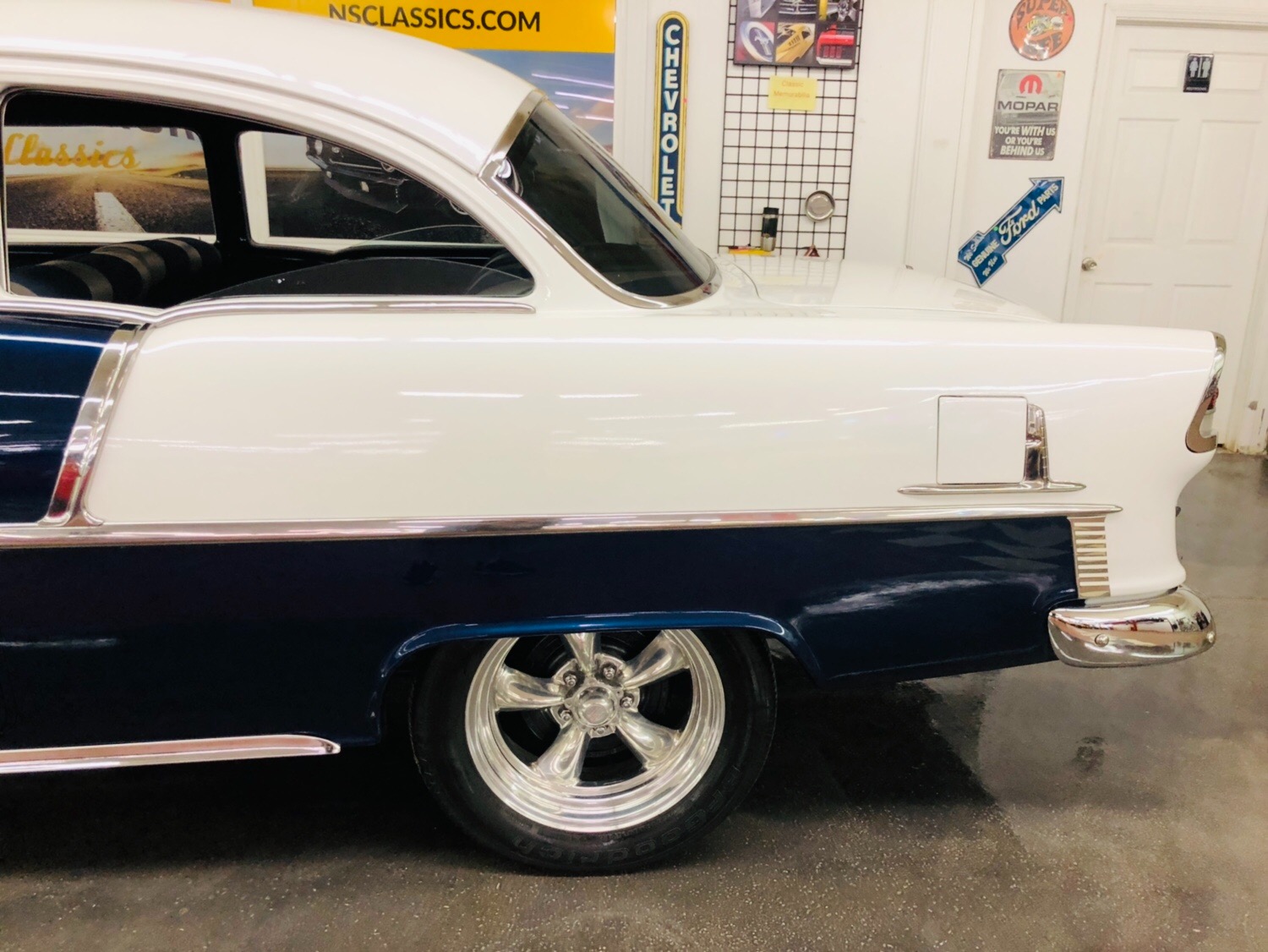 Used 1955 Chevrolet Bel Air/150/210 -AMERICAN CLASSIC PRO TOURING RESTORED AC CUSTOM HOTROD VINTAGE-SEE VIDEO | Mundelein, IL