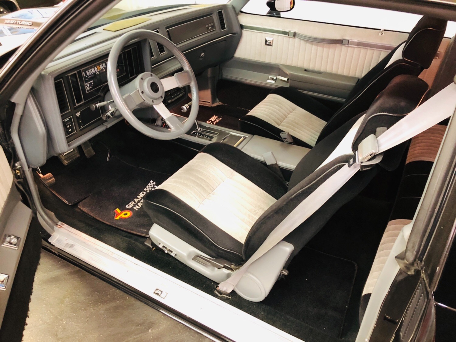 Used 1987 Buick Grand National -ONLY 35k ORIGINAL MILES-AMAZING PAINT-SEE VIDEO | Mundelein, IL