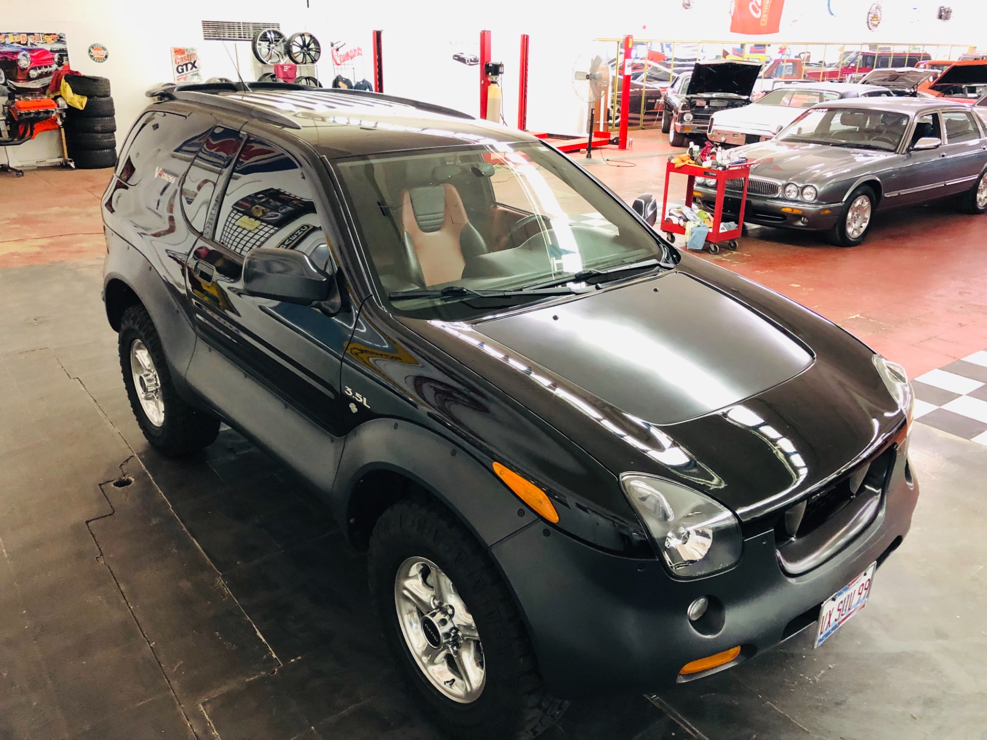 Used 1999 Isuzu VehiCross SUV-HARLEY DAVIDSON SUPERCHARGED | Mundelein, IL
